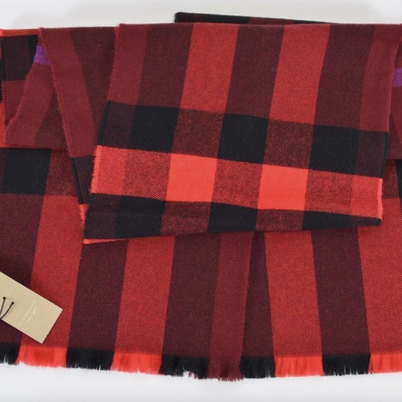 Burberry Accessories Lash Fringe Wool Cashmere Scarf Burberry